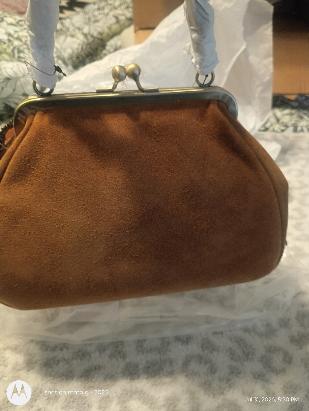 NWT Patricia Nash Suede Annie Kisslock Frame Bag Crossbody Satchel Tan - - Picture 4 of 14